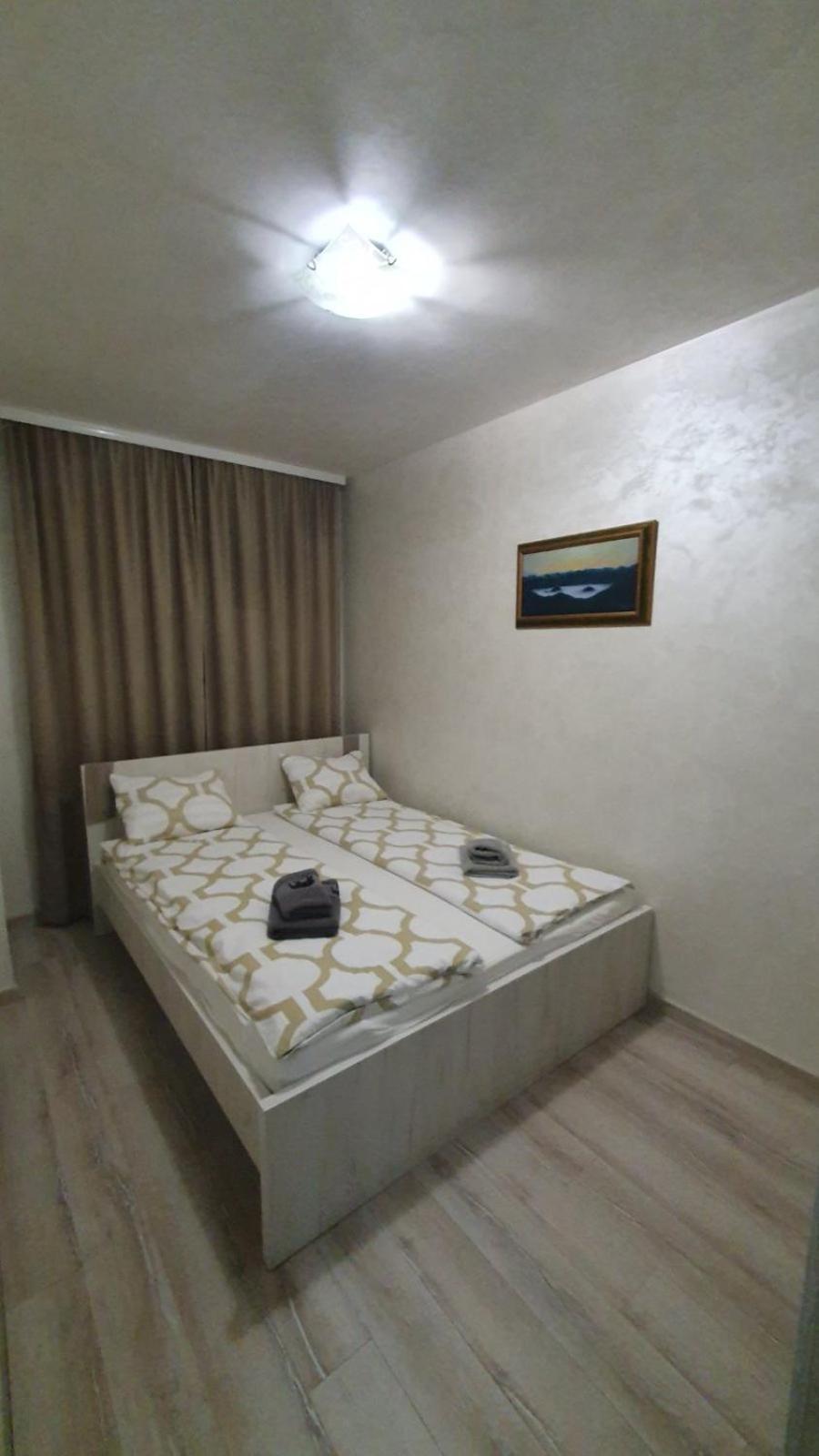 Apartman Basic 2 多博伊 外观 照片