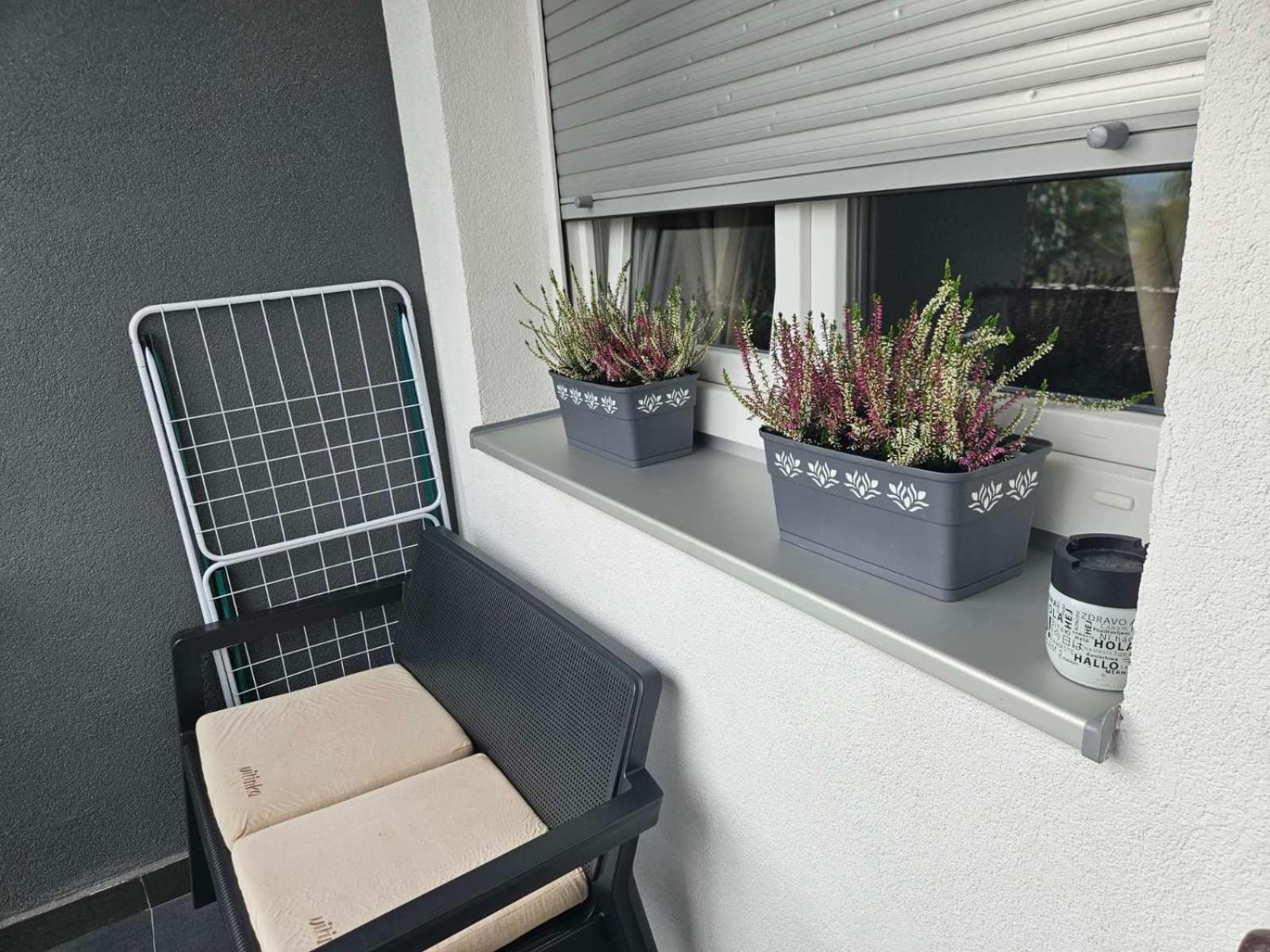 Apartman Basic 2 多博伊 外观 照片